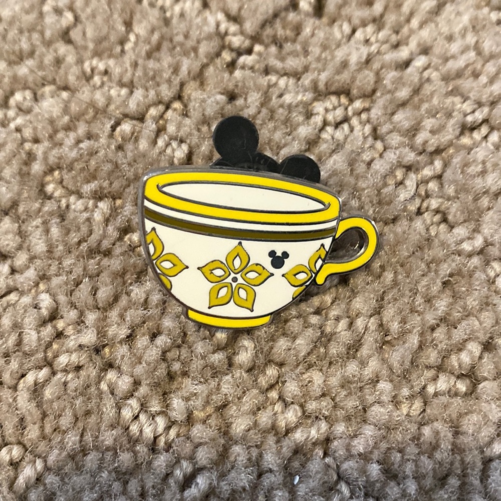 Disney pin